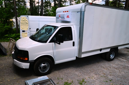 配有机头安装ATC14制冷系统的冷藏货车。欢迎加入更多信息请拨打1-800-295-4167